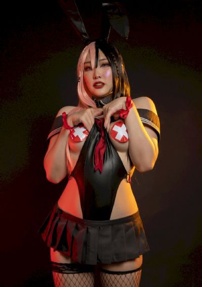 欧美女人皮肤特点_720在线手机播放