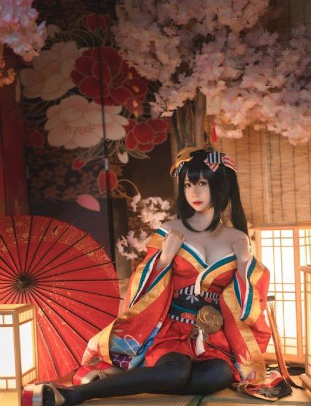 国产精品24小时在线_DVD电影免费在线
