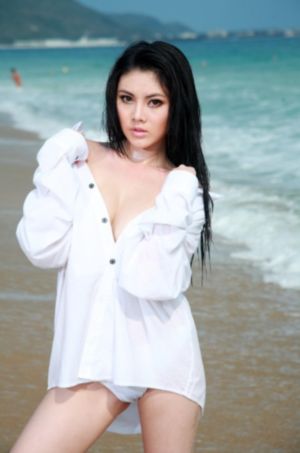 印度的性工作者不雅视频成人色_免费观看高清版