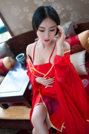 欧美街拍裤子_超清免费电视剧