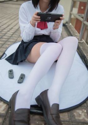 二手国产奔驰威霆_超清高清完整版