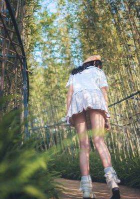 欧美孕妇吊带连衣裙_1080P高清视频播放